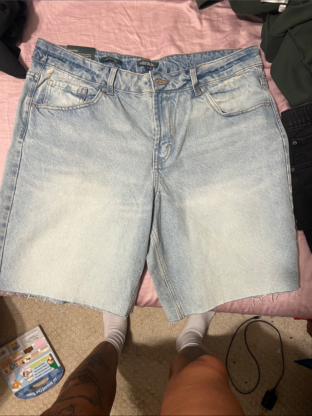 Women’s baggy Light Blue Denim Shorts - Casual Cut